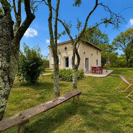 Casa de Férias Maison Independante En Pleine Nature - 4 Pers. - Fr-1-653-300 Esse